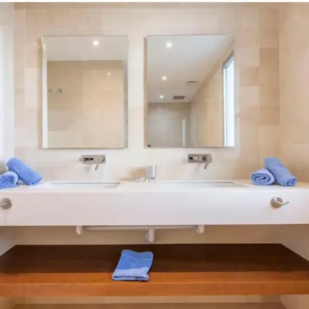 Magnifique Contemporaine