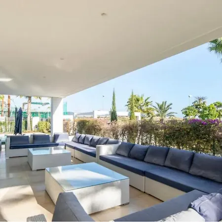 Magnifique Contemporaine Μαρμπέλλα