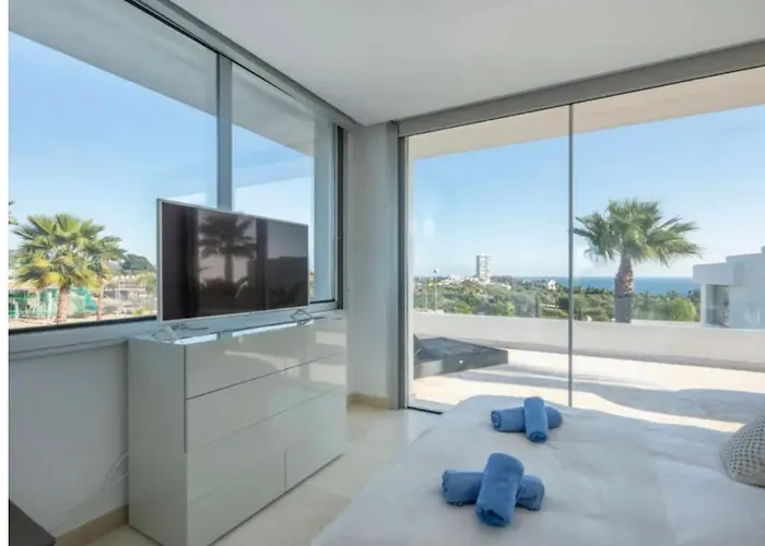Magnifique Contemporaine Villa Marbella
