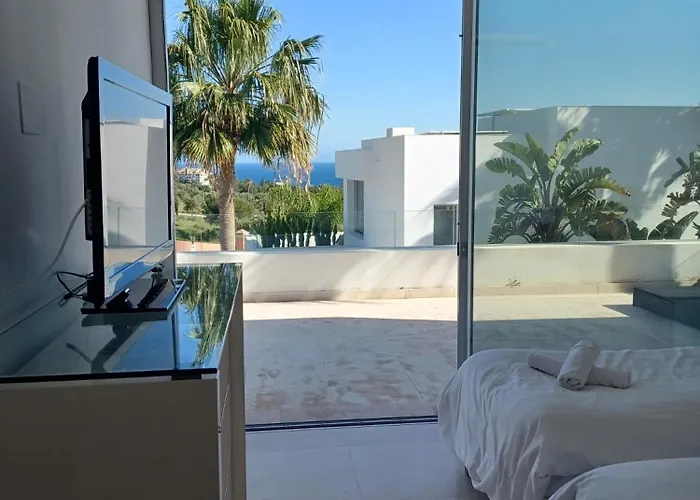 Βίλα Magnifique Contemporaine Μαρμπέλλα